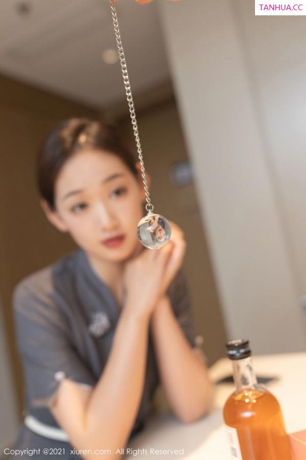 唐安琪  唐安琪的催眠主题 干练典雅的职业装第16张图片